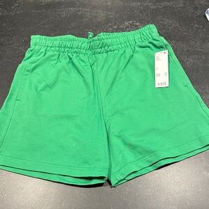 Men’s green Urban Outfitters shorts